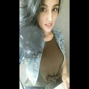 Meet your Posher, Emma